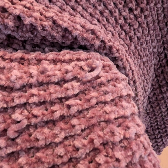 EXPRESS Sweater - Picture 3 of 3